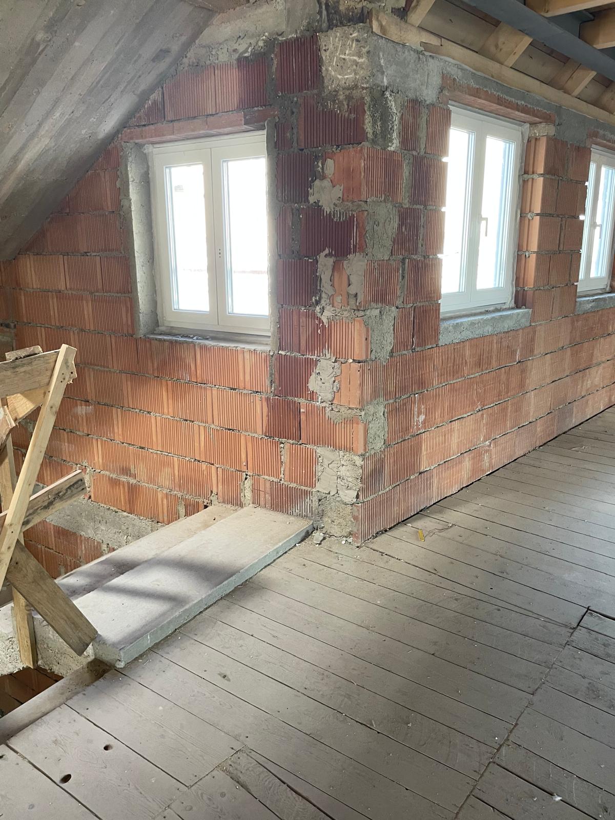 Dachbodenausbau und Dachbodensanierung Vikantebau 6