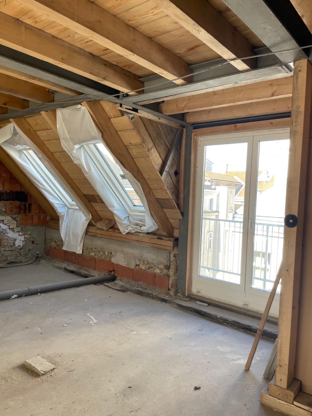 Dachbodenausbau und Dachbodensanierung Vikantebau 9