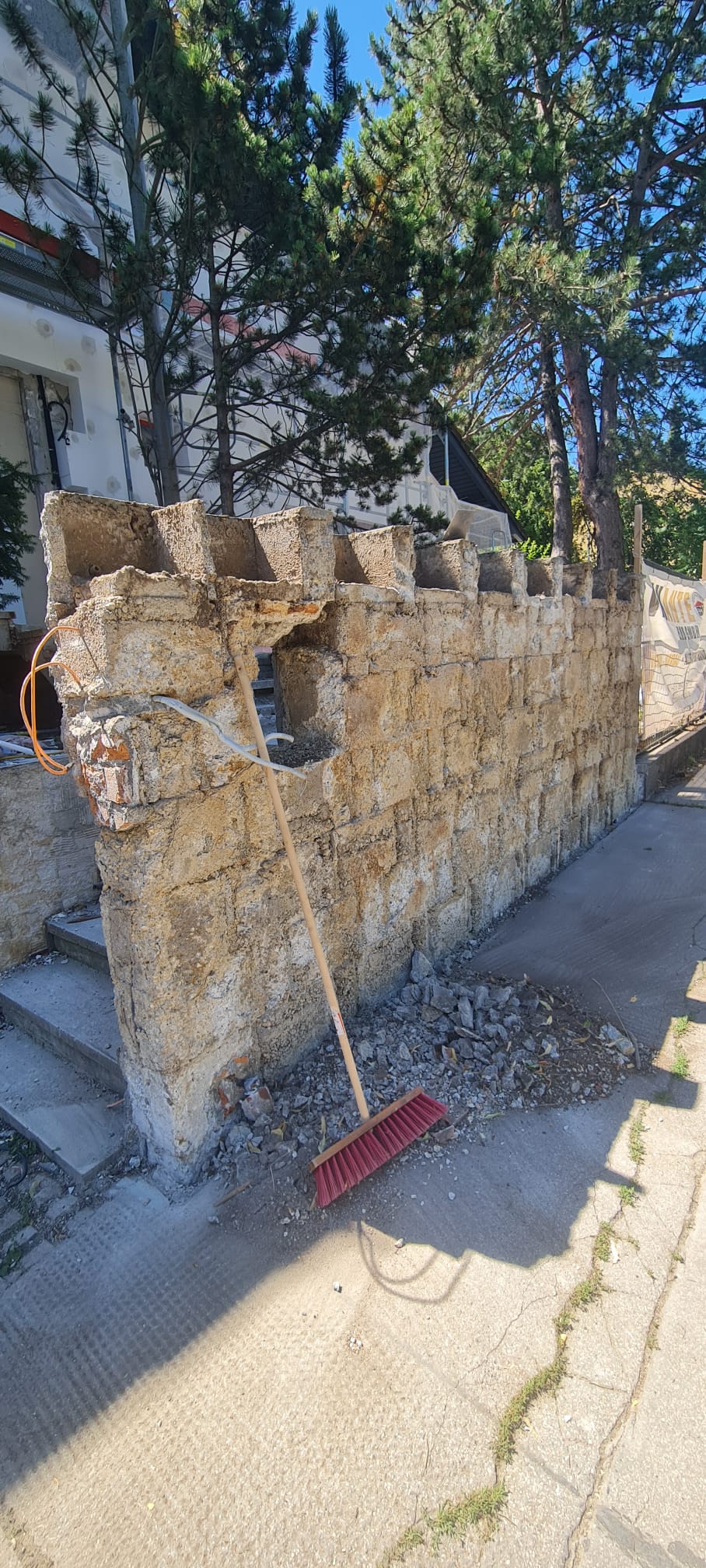 Hauseingang Sanierung Vikantebau 3