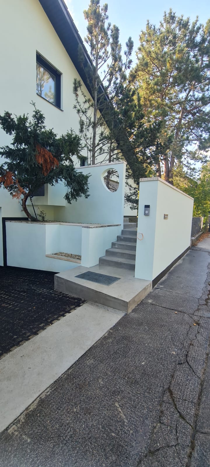 Hauseingang Sanierung Vikantebau 10