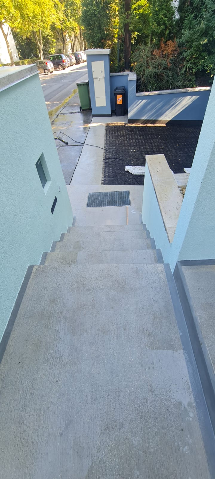 Hauseingang Sanierung Vikantebau 15