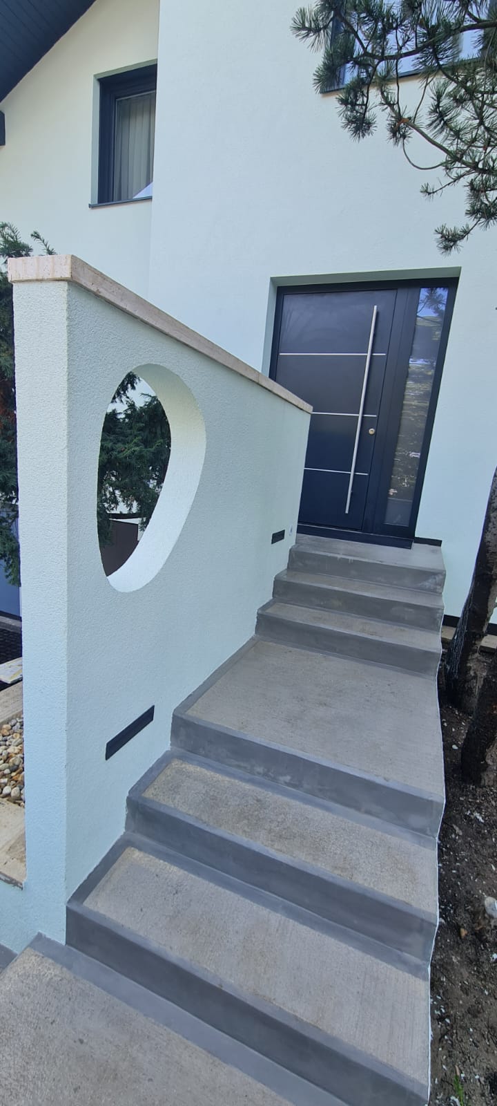 Hauseingang Sanierung Vikantebau 17