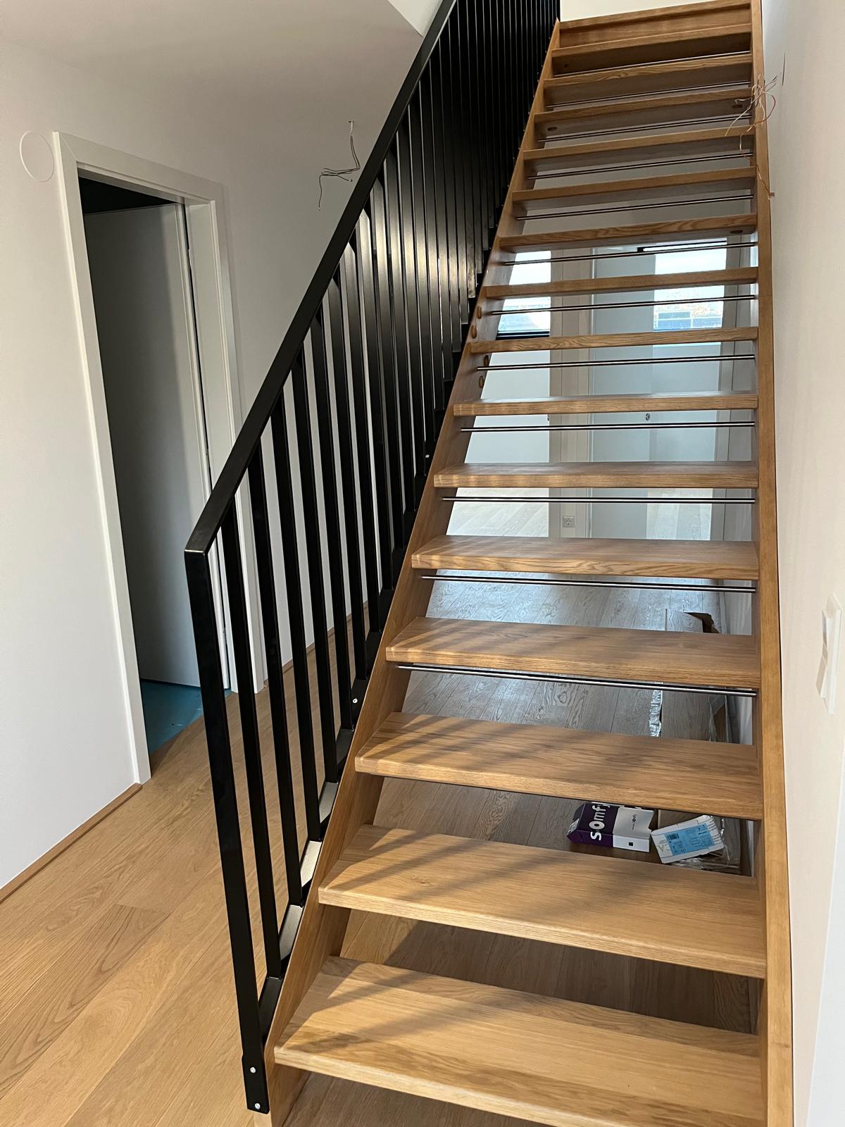 Boden- und Treppensanierung Vikantebau 3